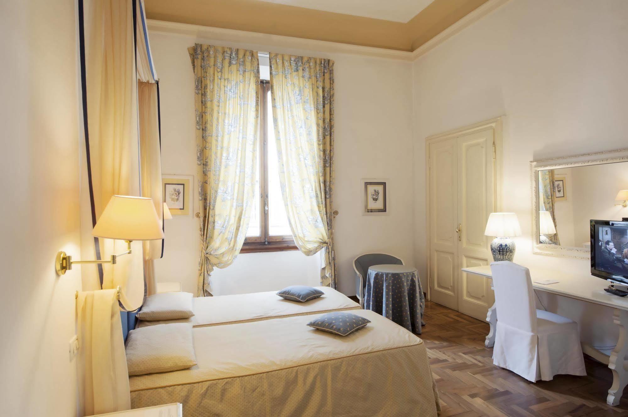 Palazzo Ruspoli Apartment Florence Luaran gambar